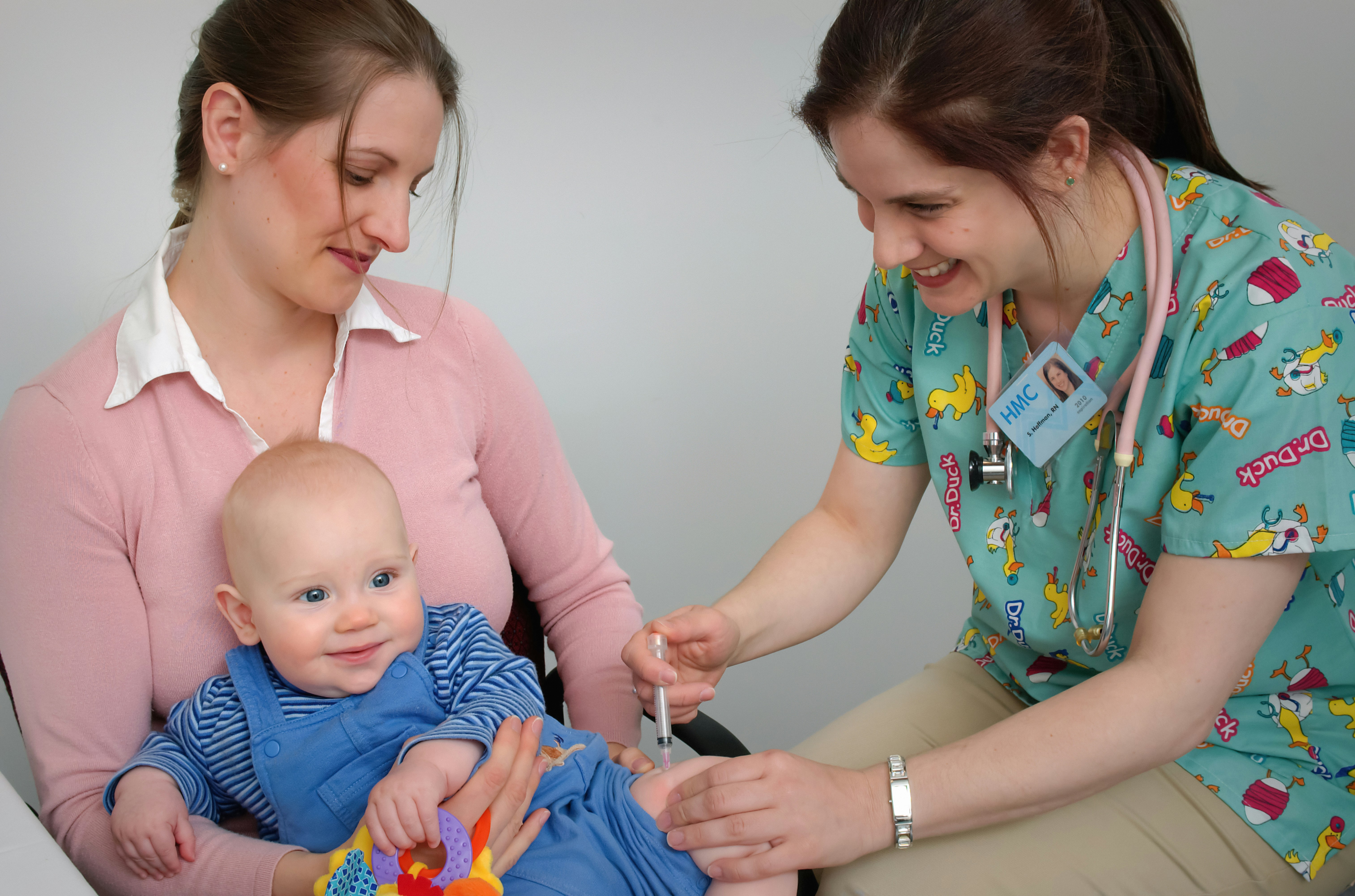 Cuddle, Nap, Drowsy: Gentle Sleep Habits Recommended by Pediatricians